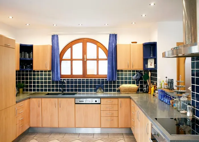 The Pearl Of Balaton Willa Szigliget