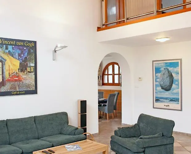 וילה The Pearl Of Balaton *